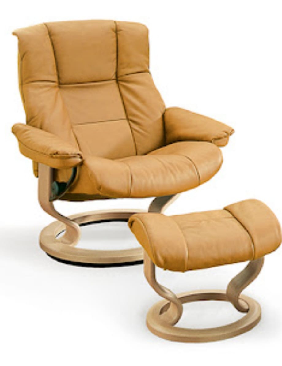 Fauteuil de relaxation type Stressless en cuir marron avec repose-pieds